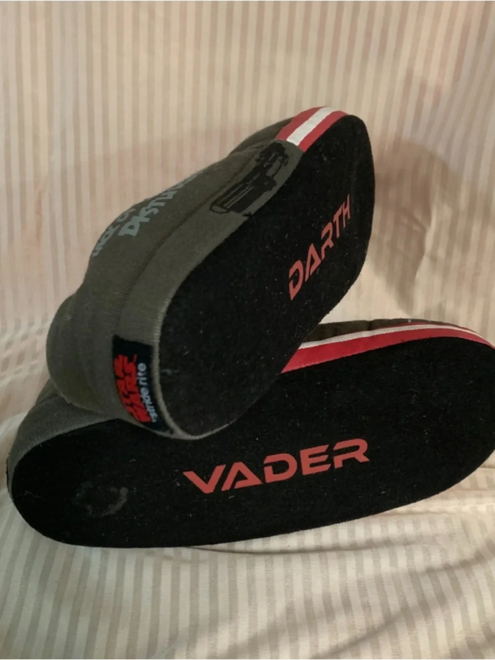 STRIDE RITE | Star Wars | Darth Vader | house slippers | Kids Size Y 2-3